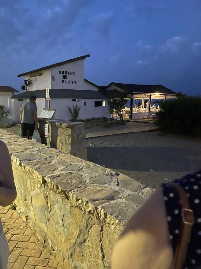 Stylish 3 Bed House 2 Bathrooms, With Patio, Roof Terrace And Communal Pool 5 Minutes Away From The Beautiful Spanish White Village Of Casares Pueblo And Only 20 Mins From The Sea Buitenkant foto